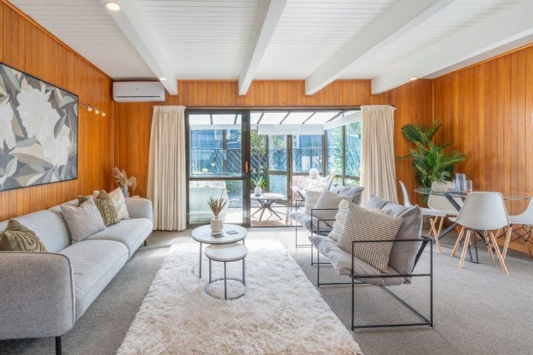 Photo of property in 3/179 Marine Parade, New Brighton, Christchurch, 8083