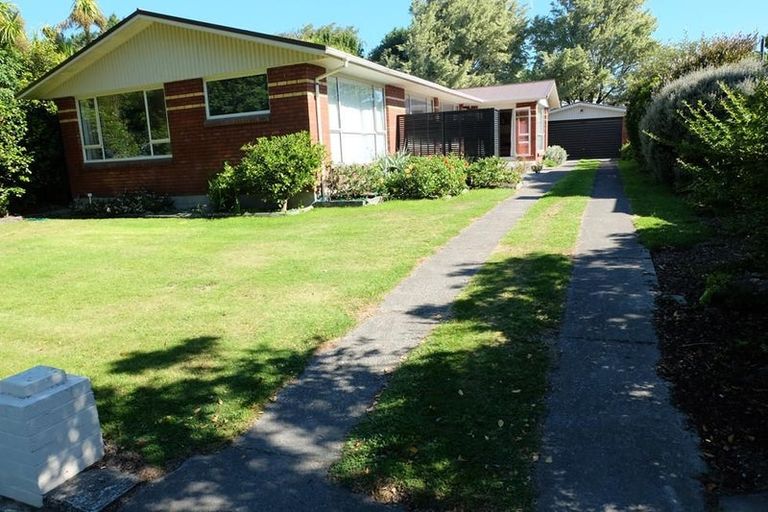 Photo of property in 61 Woodbury Street, Russley, Christchurch, 8042