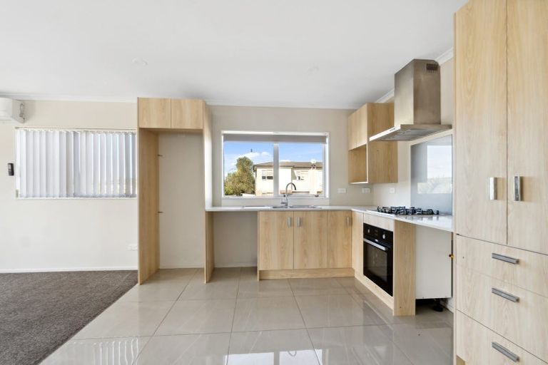 Photo of property in 45c Senator Drive, Manurewa, Auckland, 2105