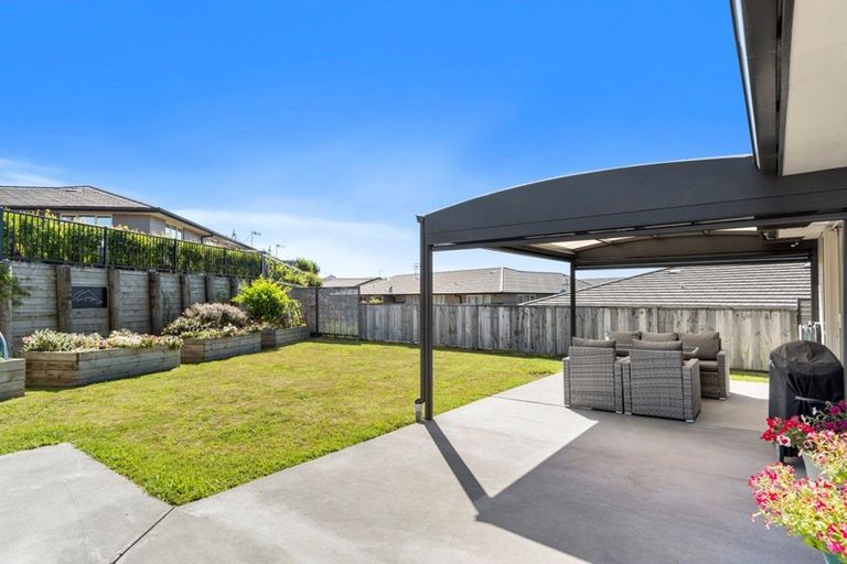 Photo of property in Waterview Estate, 86/4 Greystone Place, Omokoroa, 3114