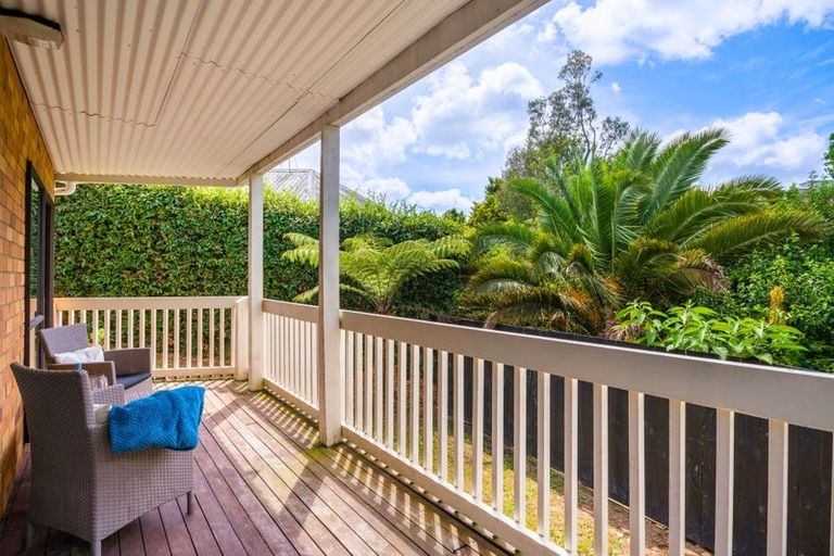 Photo of property in 10c Matipo Road, Mairangi Bay, Auckland, 0630