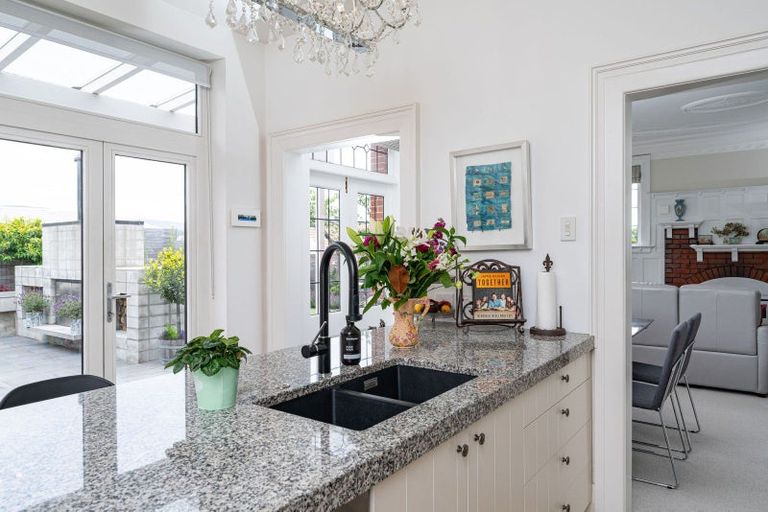 Photo of property in 15 Ings Avenue, Saint Clair, Dunedin, 9012