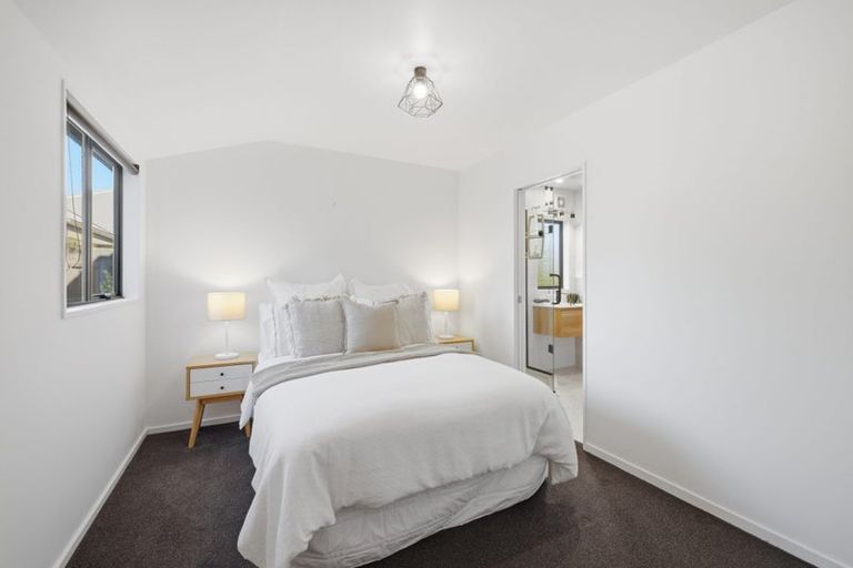 Photo of property in 2 Chilcombe Street, Ilam, Christchurch, 8041
