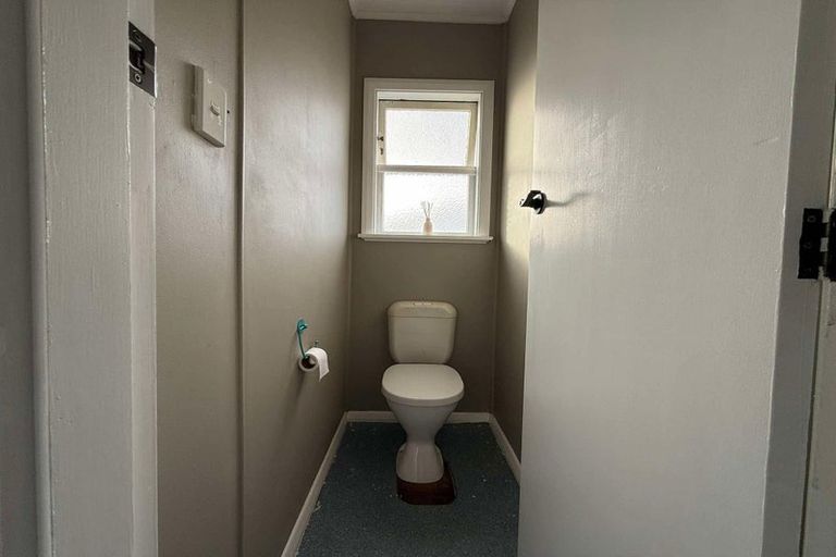 Photo of property in 6 Colonel Place, Featherston, 5710