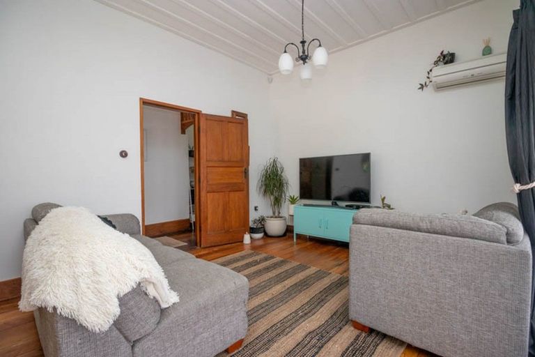 Photo of property in 8 Nahum Street, Paeroa, 3600