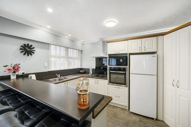 Photo of property in 21 Rata Street, Wainuiomata, Lower Hutt, 5014