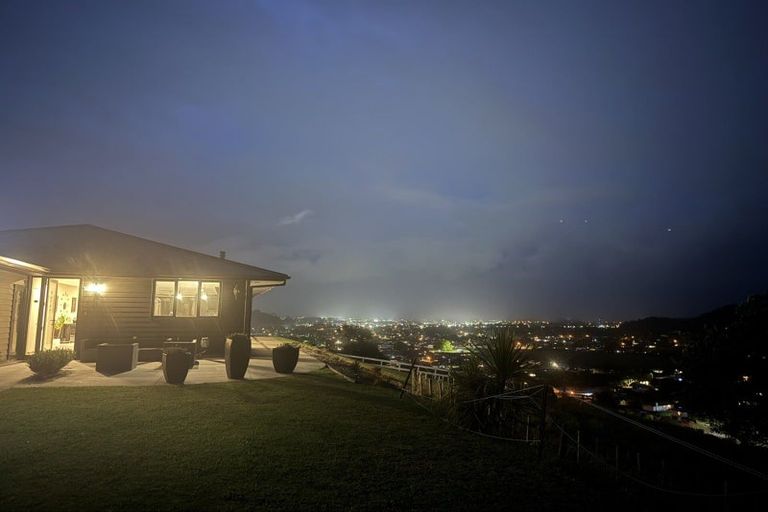 Photo of property in 153 Wheatstone Road, Wainui, Gisborne, 4073