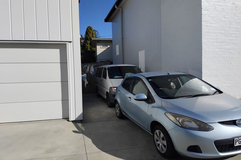 Photo of property in 38a Links Road, New Lynn, Auckland, 0600