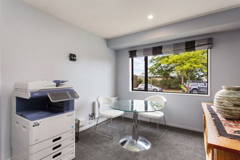 Photo of property in 5 Mahuri Street, Parklands, Christchurch, 8083
