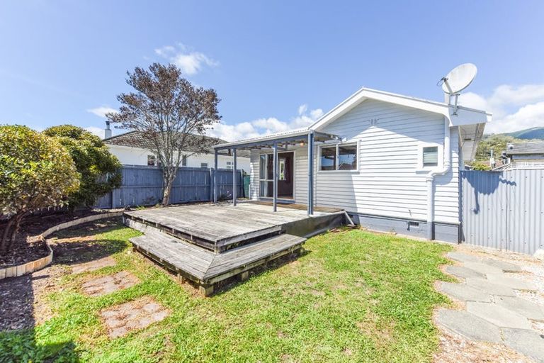 Photo of property in 1/16 Willow Avenue, Stoke, Nelson, 7011