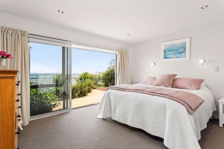 Photo of property in 8 Millway Place, Huntsbury, Christchurch, 8022