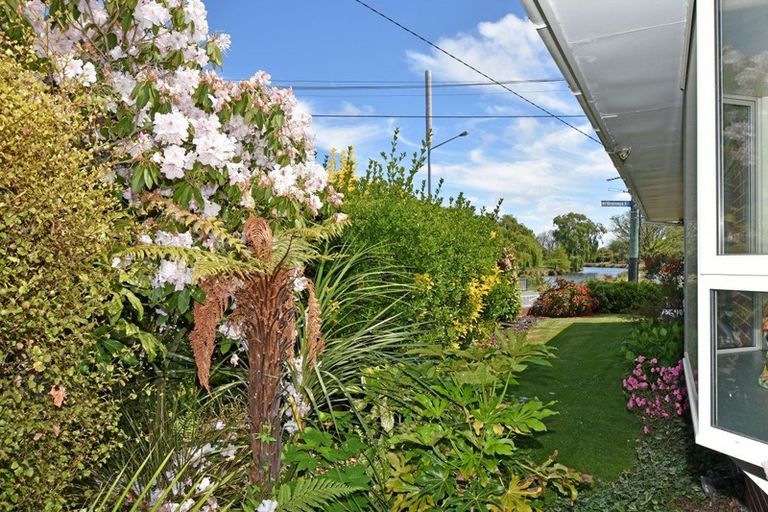 Photo of property in 87 Banks Avenue, Dallington, Christchurch, 8061