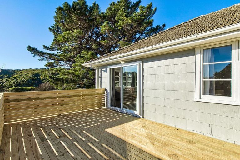 Photo of property in 33 Maher Place, Ranui, Porirua, 5024