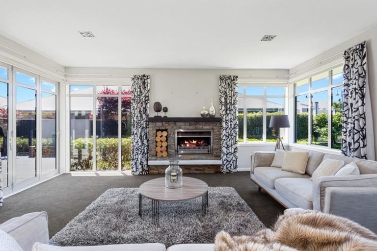 Photo of property in 5 Applefield Court, Northwood, Christchurch, 8051