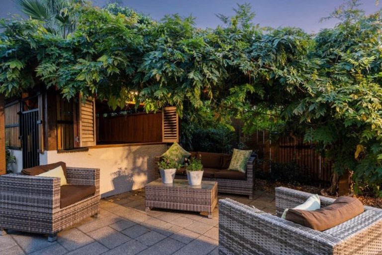 Photo of property in 636 Grenada Street, Papamoa Beach, Papamoa, 3118