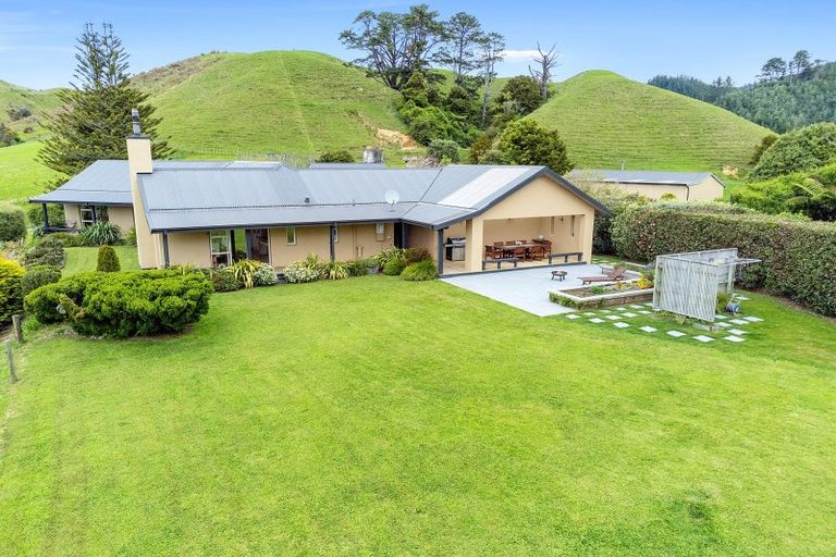 Photo of property in 122 Mickell Road, Hautere, Otaki, 5582