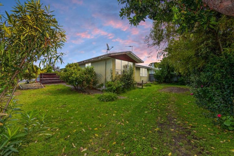 Photo of property in 19 Caernarvon Drive, Flaxmere, Hastings, 4120