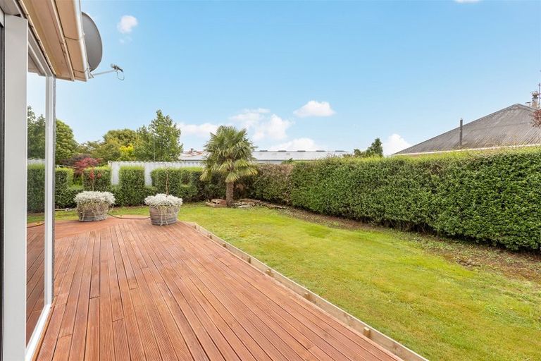 Photo of property in 2 Mcgregor Crescent, Masterton, 5810