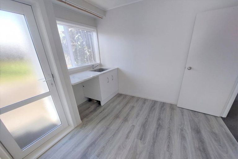 Photo of property in 22 Walworth Avenue, Pakuranga Heights, Auckland, 2010