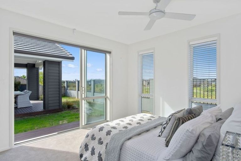 Photo of property in 30 Cassinia Close, Papamoa Beach, Papamoa, 3118