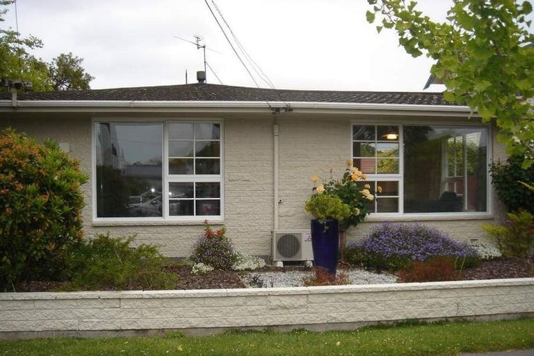 Photo of property in 1/42 Prossers Road, Saint Martins, Christchurch, 8022