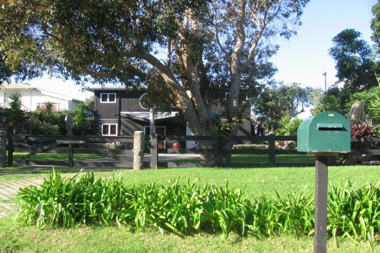 Photo of property in 28 Skippers Road, Opito Bay, Whitianga, 3592