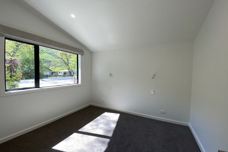 Photo of property in 32 Bedford Street, Arrowtown, 9302