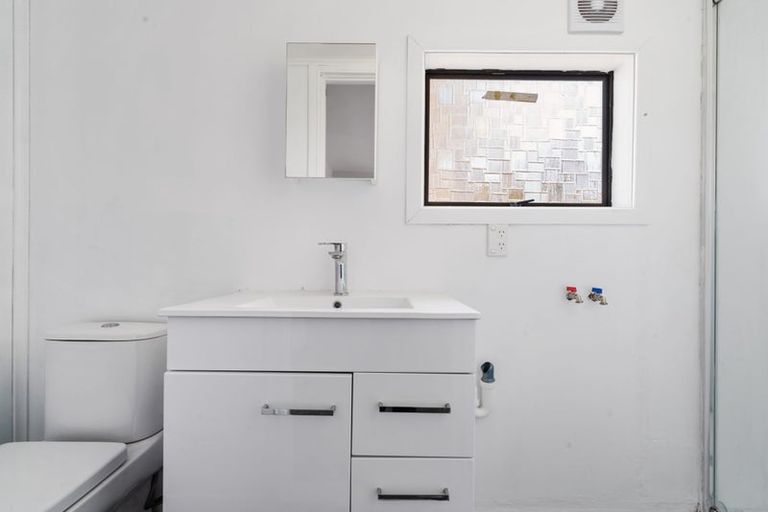 Photo of property in 9 Thompson Terrace, Manurewa, Auckland, 2102