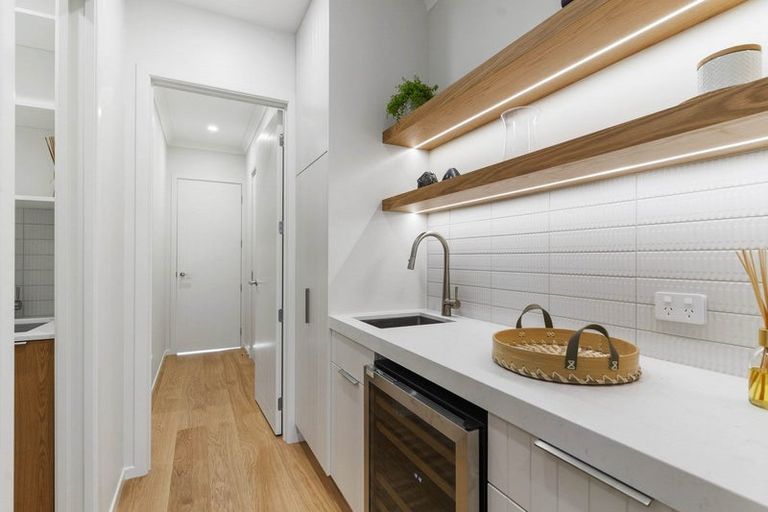 Photo of property in 6 Tiaki Lane, Karaka, Papakura, 2113