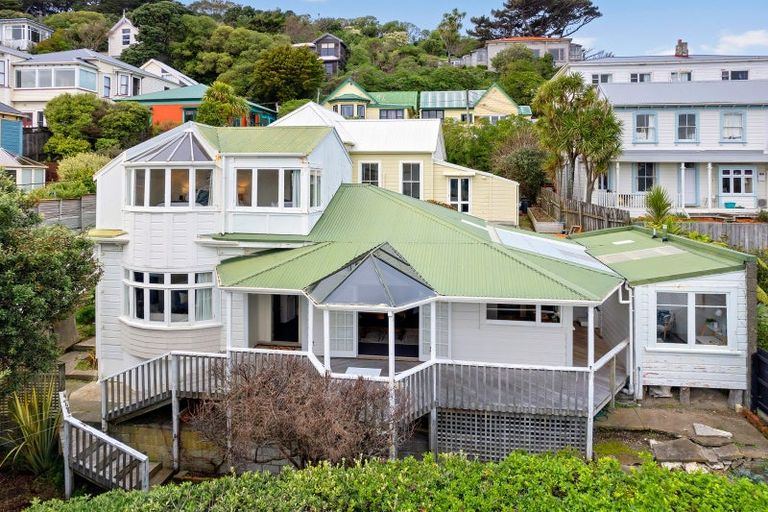 Photo of property in 6 Doctors Common, Mount Victoria, Wellington, 6011