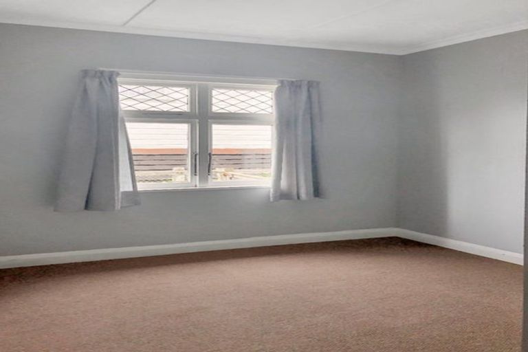 Photo of property in 2 Willis Street, Marton, 4710