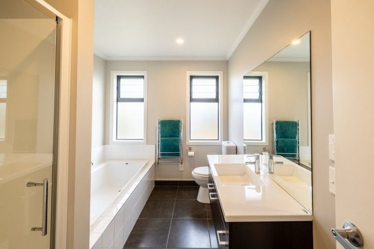 Photo of property in 16 Durham Heights, Flagstaff, Hamilton, 3210