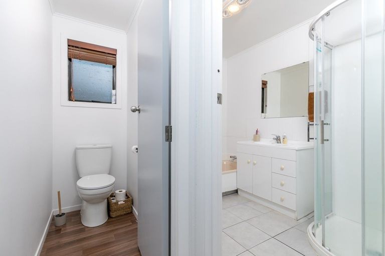 Photo of property in 110 Oakfield Crescent, Pukete, Hamilton, 3200