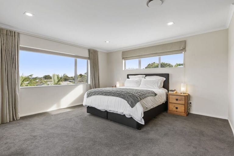 Photo of property in 135 Vipond Road, Stanmore Bay, Whangaparaoa, 0932