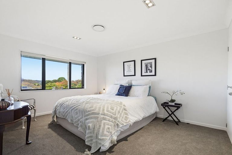 Photo of property in 14 Jenny Lane, Waiuku, 2123