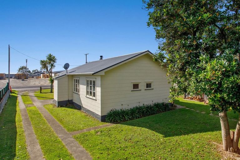 Photo of property in 19 Stoney Creek Road, Otara, Opotiki, 3197