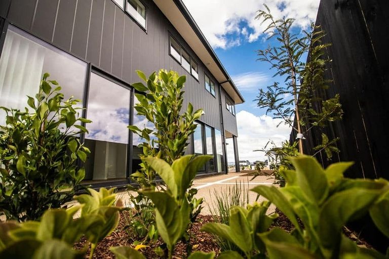 Photo of property in 238 Park Estate Road, Rosehill, Papakura, 2113