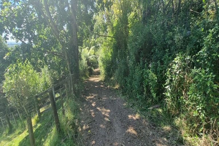 Photo of property in 143 Wallace Loop Road, Koputaroa, Shannon, 5571