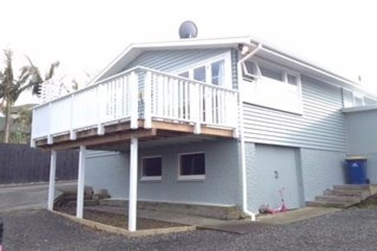 Photo of property in 1/46 Gulf View Road, Murrays Bay, Auckland, 0630