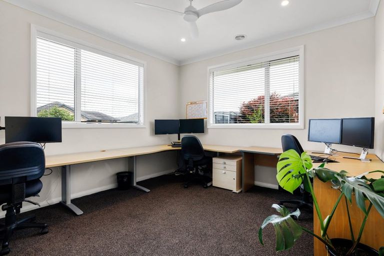 Photo of property in 64 Roy Hilton Drive, Flagstaff, Hamilton, 3210