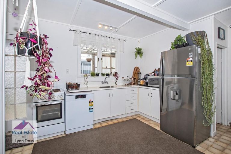 Photo of property in 46 Valley Road, Hikurangi, 0114