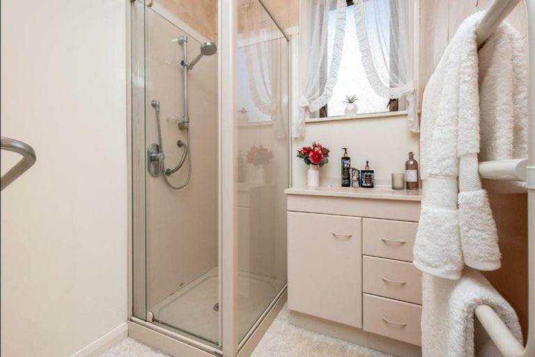 Photo of property in 8 Bould Street, Johnsonville, Wellington, 6037