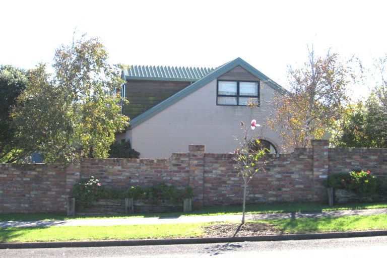 Photo of property in 72 Gills Road, Bucklands Beach, Auckland, 2014