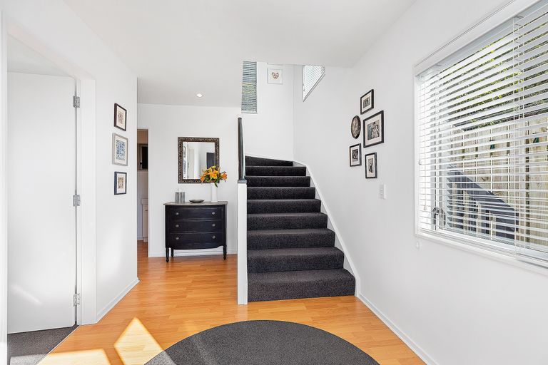 Photo of property in 7d Marjory Close, Broadmeadows, Wellington, 6035