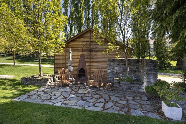 Photo of property in 448 Malaghans Road, Dalefield, Queenstown, 9371