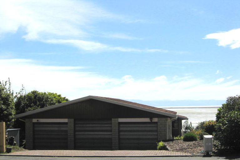 Photo of property in 17 Bay View Road, Atawhai, Nelson, 7010