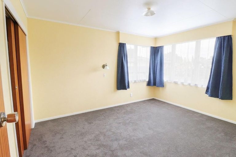 Photo of property in 140 Limbrick Street, Terrace End, Palmerston North, 4410