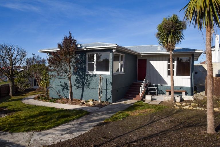 Photo of property in 58 English Avenue, Mornington, Dunedin, 9011
