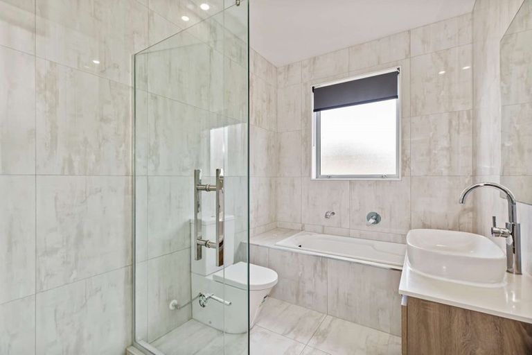 Photo of property in 9 Korihi Drive, Swanson, Auckland, 0614