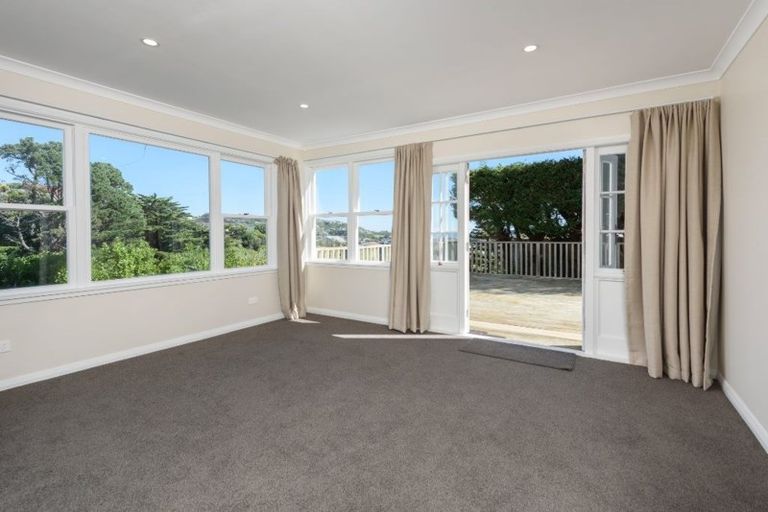 Photo of property in 144 Townsend Road, Miramar, Wellington, 6022